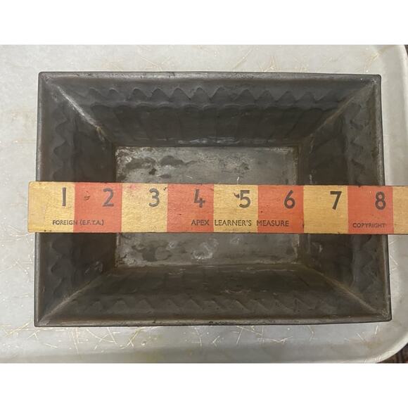 Vintage Rectangular Chinese Asian Tin Plated Copper Vase Urn 8" x 4.75" x 5.5" - Picture 4 of 5